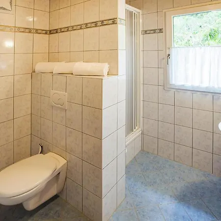 Domek alpejski Holiday Village Alpendorf Dachstein West - Osb04007-tya *